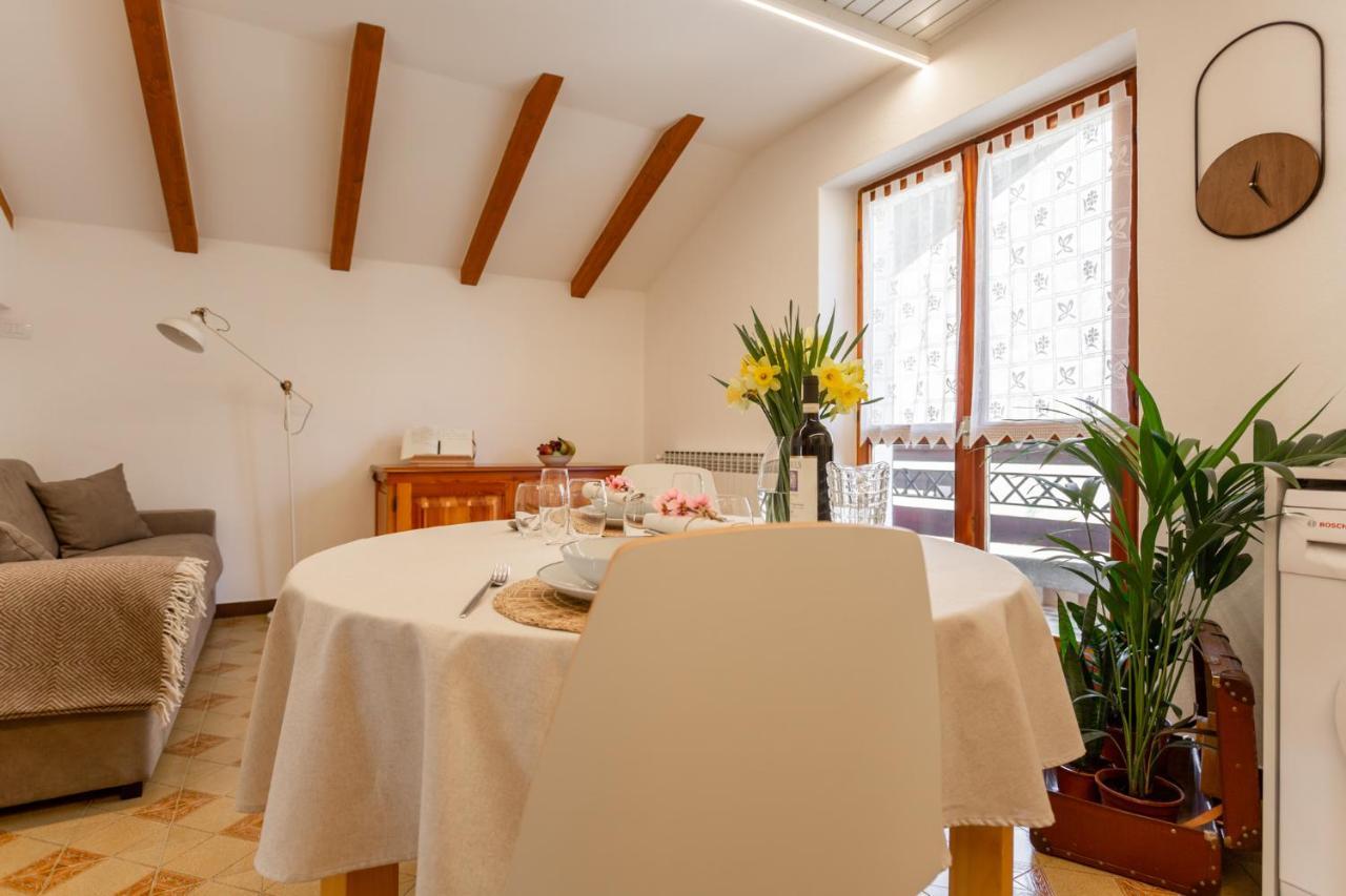 Ca' Marchesi Apartments Sernio ภายนอก รูปภาพ