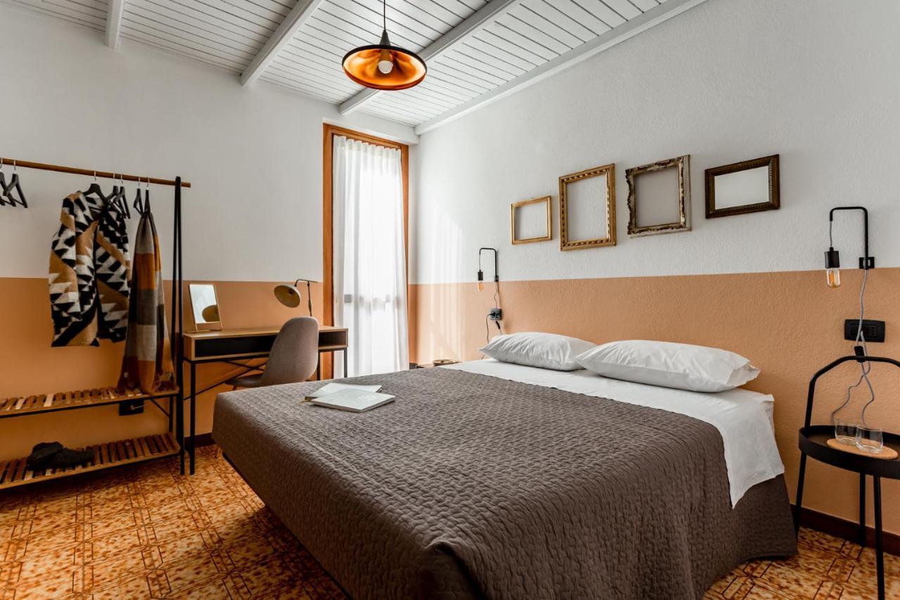 Ca' Marchesi Apartments Sernio ภายนอก รูปภาพ